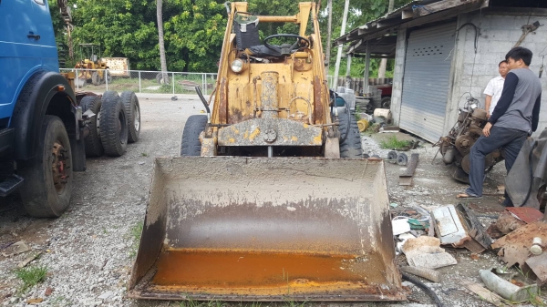 ขาย รถตัก KOMATSU SD20 สภาพพร้อมใช้งาน ราคาถูก