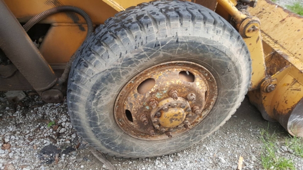 ขาย รถตัก KOMATSU SD20 สภาพพร้อมใช้งาน ราคาถูก