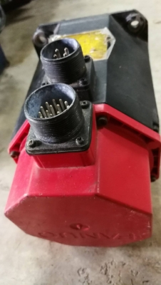1,800 บ.ส่งถึงบ้านฟรี โทร 083-2000058 LINE ID: line832923 AC SERVO MOTOR ยั่ห้อ FANUC ใช้ทำตัวขับเคลื่อนของเครื่องจักรต่างๆ ของแขนกลหรือใช้ทำเป็นตัวผลิตไฟฟ้าจากการหมุนได้