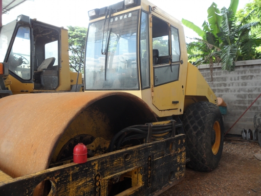 ขายรถบดสั่นสะเทือนขนาด20ตันโบแมก เอกสารเล่ม รถบด  ROLLER BOMAG BW219DH-3- รถสวยราคาถูกแท้ทรู 1.2ล้านเท่านั้นๆๆ สนใจ 081-989-1989 หรั่งครับ