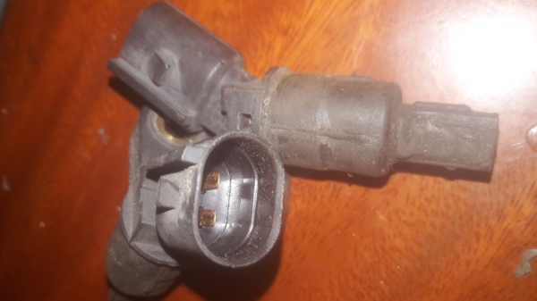 เต่านิวบิเทิ่ลเซนเซอร์ ABS  2ตัวของ Volkswagen Newbeetle 2.0