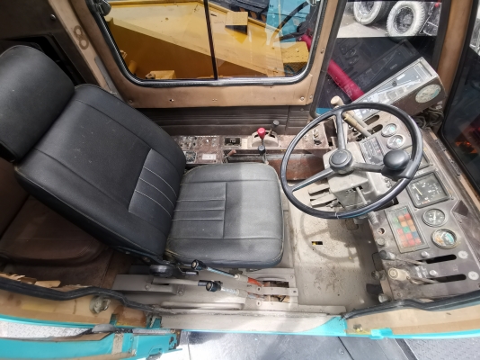 ขายเครน25t m4 ปี90 ขายเครน25t m4 ปี90