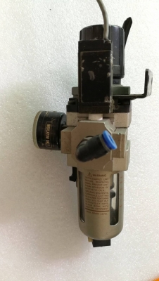 ตัวละ 300 บ.ส่งถึงบ้านฟรี โทร  083-2000058 LINE ID: line832923 ชุดอุปกรณ์ดักน้ำดักฝุ่นในระบบลมและหมุนปรับแรงดันตามต้องกาาของอุปกรณ์ ยี่ห้อ SMC(มีหลายตัว)