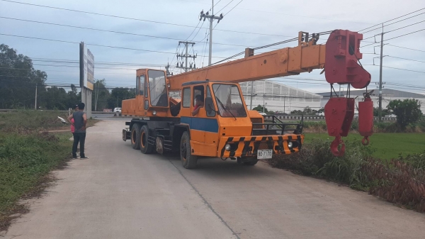 ขายเครน10ล้อ ทาดาโน่20ตัน 5 ปลอก 4 ชัก เอกสารครบราคา 880,000 ขายเครน10ล้อ ทาดาโน่20ตัน 5 ปลอก 4 ชัก เอกสารครบราคา 880,000