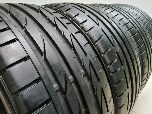 ยาง Bridgestone S001 225 35 19 ปี18 สภาพ95\%  ดอกเต็ม ไม่มีปะ ใช้ยาว ราคาไม่แพง