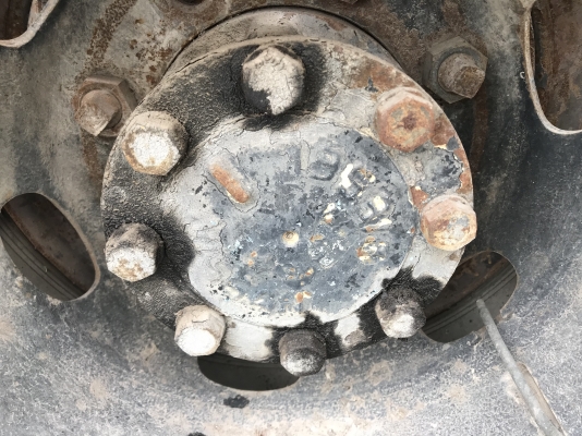 ขายชุดช่วงล่าง 10ล้อเพลาเดี่ยวครบชุด ขายชุดช่วงล่าง 10ล้อเพลาเดี่ยวครบชุด