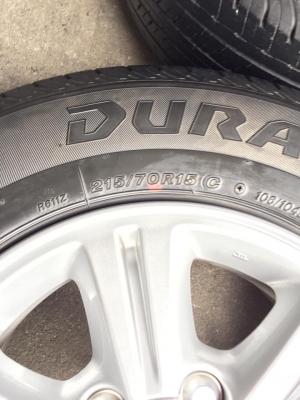 ล้ออีซูซุ ขอบ15+ยางบริสโตน215/70/15ปี17 ล้อสวยยางสวย ชุด6500บาท สนใจโทร0879050181.ส่งได้ทั่วไทย