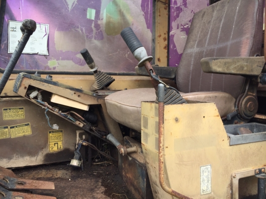 ขายรถแบคโฮ CAT E200B