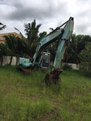 ขายรถแบคโฮ CAT E200B