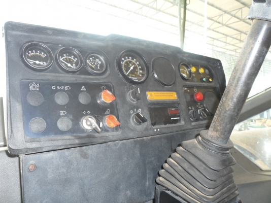 ขายรถบดสั่นสะเทือนขนาด20ตันรุ่นใหม่ DYNAPAC CA602Dเอกสารเล่ม รถสวยราคาถูกแท้ทรู 1.8 ล้านเท่านั้นๆๆ สนใจ 081-989-1989 หรั่งครับ