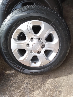 ขอบ16แถมยางบริสโตน215/65/16ปี16*3เส้นปึ10*1