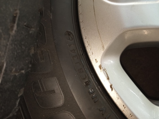 ขอบ16แถมยางบริสโตน215/65/16ปี16*3เส้นปึ10*1