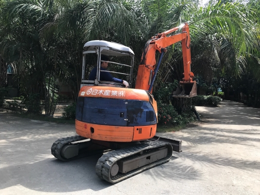 ขายแบคโฮHITACHI EX33พิมพ์นิยมเก่านอก100\%PC30(ปั้มนิ้ว)(คอนโทลน้ำมัน)แน่นๆ เดิมจากญี่ปุ่น ทำงานสมบูรณ์ทุกระบบ รับรองไม่ผิดหวัง 265,000 เท่านั้น!!