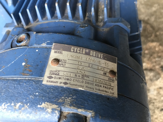ขายมอเตอร์เกียร์ Cycro drive Sumitomo made in Japan อัตราทด 1:11 มีระบบเบรคในตัว เพลาออกประมาณ 130รอบต่อนาที สภาพสวยเดิมๆ หมุนนิ่ม พร้อมใช้งาน