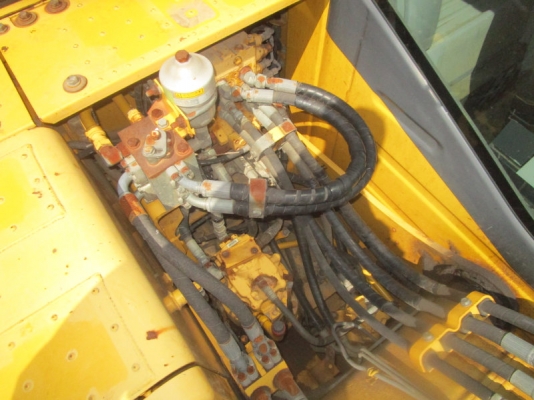 ขายรถขุดนำเข้าจากประเทศญี่ปุ่น komatsu pc120-8 สนใจติดต่อสอบถาม 0923309229 อีด