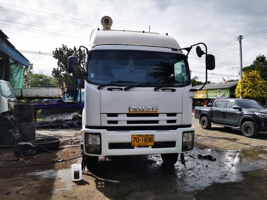 FTR240ปี57 รถบรรทุกอารหารสัตว์10ล้อ2เพลา ไมล์ 2แสนต้นๆ เดิมๆครับอุปกรณ์พร้อมใช้งาน