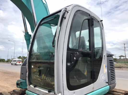 ขายรถขุด KOBELCO SK135SR ลายหัวกระแทก นำเข้าเองจากญี่ปุ่น สภาพสวยพร้อมใช้ มีVDOการทำงานครับ