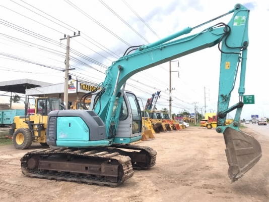 ขายรถขุด KOBELCO SK135SR ลายหัวกระแทก นำเข้าเองจากญี่ปุ่น สภาพสวยพร้อมใช้ มีVDOการทำงานครับ