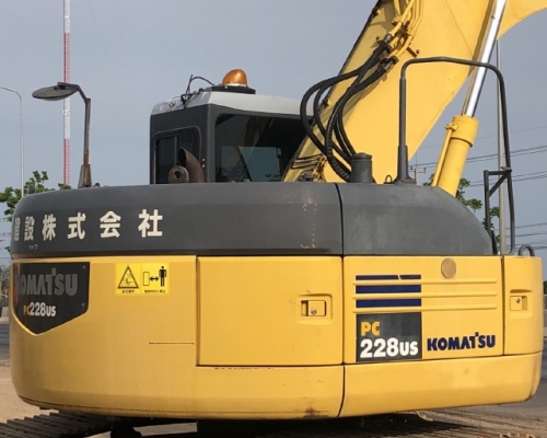 ขายรถขุด KOMATSU PC228US-3 (รุ่น 7) ปี 2008 นำเข้าเองจากญี่ปุ่น สภาพสวยพร้อมใช้ มีVDOการทำงานครับ