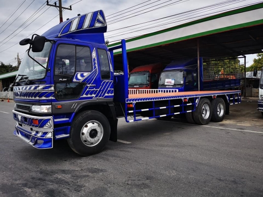 10ล้อสิงไฮเทค195แรง เพลาเดียว ยาว 7.50 รถสวยพร้อมใช้งานครับ