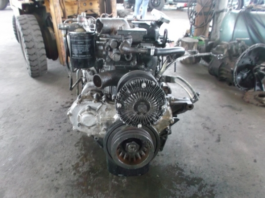 ขายเครื่อง 6BG1  175แรง  เครื่องดีมาก ฟิต สตาร์ทติดง่าย