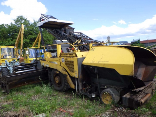 Sumitomo HA60W-5 (รุ่น5) - ปี 2005 - 4,000ชม. ราคาดีๆเลยครับ สั่งนำเข้าได้ง่ายๆ มีเงื่อนไขรองรับให้ครับ ได้รถดีๆแน่นอนๆ Sumitomo HA60W-5 (รุ่น5) - ปี 2005 - 4,000ชม. ราคาดีๆเลยครับ สั่งนำเข้าได้ง่ายๆ มีเงื่อนไขรองรับให้ครับ ได้รถดีๆแน่นอนๆ