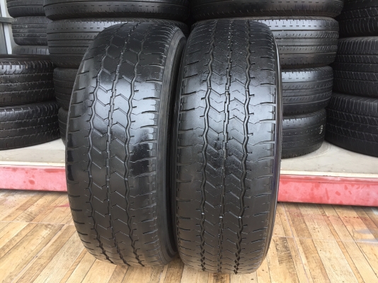 225-75-14 ปี 17 ยาง MICHELIN XCD 2 เส้น 1900 ยางสวยไม่บวมไม่กินข้างดอกยางเหลือเยอะเอาไปวิ่งกันใด้อีก