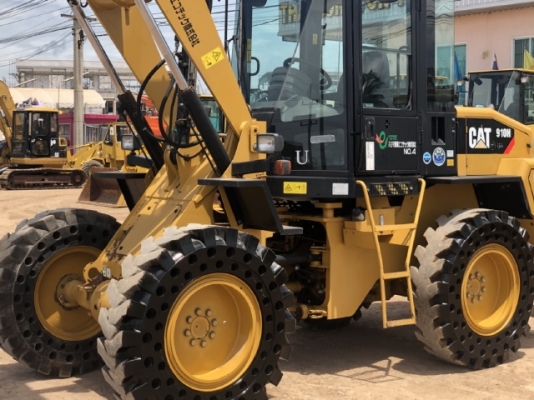 ขายรถตักล้อยาง CAT 910H นำเข้าเองจากญี่ปุ่น สภาพสวยพร้อมใช้ มีVDOการทำงานครับ