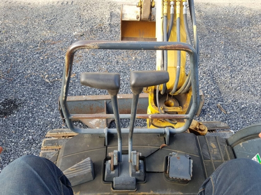 ไม่แพง ขายแบคโฮเล็ก 3ตัน PC30MR-2 เก่าญี่ปุ่น ปี2007 ไม่เคยใช้ในไทย 1,200ชม. ไม่แพง ขายแบคโฮเล็ก 3ตัน PC30MR-2 เก่าญี่ปุ่น ปี2007 ไม่เคยใช้ในไทย 1,200ชม.