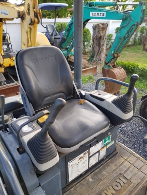 ไม่แพง ขายแบคโฮเล็ก 3ตัน PC30MR-2 เก่าญี่ปุ่น ปี2007 ไม่เคยใช้ในไทย 1,200ชม. ไม่แพง ขายแบคโฮเล็ก 3ตัน PC30MR-2 เก่าญี่ปุ่น ปี2007 ไม่เคยใช้ในไทย 1,200ชม.