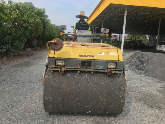 ขายรถบด4ตันKOMATSUรุ่นJV40CW-2นำเข้าญี่ปุ่นไม่เคยใช้งานในไทย หน้าเหล็กหลังยาง ขับ2เพลาเอวอ่อน เครื่อ ขายรถบด4ตันKOMATSUรุ่นJV40CW-2นำเข้าญี่ปุ่นไม่เคยใช้งานในไทย หน้าเหล็กหลังยาง ขับ2เพลาเอวอ่อน เครื่อ