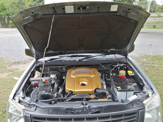 ปี2007 ISUZU EX 2500CC คอมมอนเรล เกียร์ธรรมดา พวงมาลัยพาวเวอร์ หลังคาทึบ ปี2007 ISUZU EX 2500CC คอมมอนเรล เกียร์ธรรมดา พวงมาลัยพาวเวอร์ หลังคาทึบ