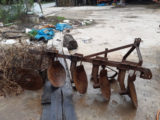 ผาบุกเบิก4ใบสภาพพอใช้คับ ผาบุกเบิก4ใบสภาพพอใช้คับ