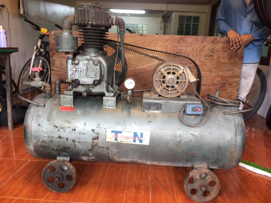 เศรษฐกิจไม่ดี ขายของเก่าต้องการเงินมาหมุนต่อ ปั้มลม ไฟ 3 เฟส มือสอง ขายถูก ใช้งานได้ปกติ