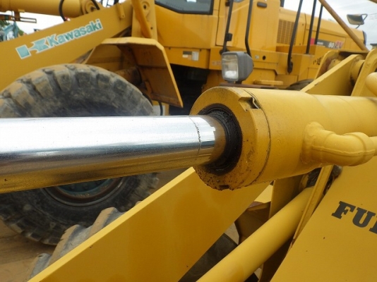 ขายรถตัก FURUKAWA FL60A นำเข้าจากญี่ปุ่น พร้อมใช้งาน  ติดต่อ 063-9316985 ID LINE : 0639316985 ครับ