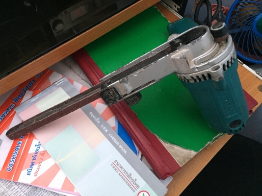 ขายเครื่องขัดกระดาษทราย makita มือสอง สวยๆครับ