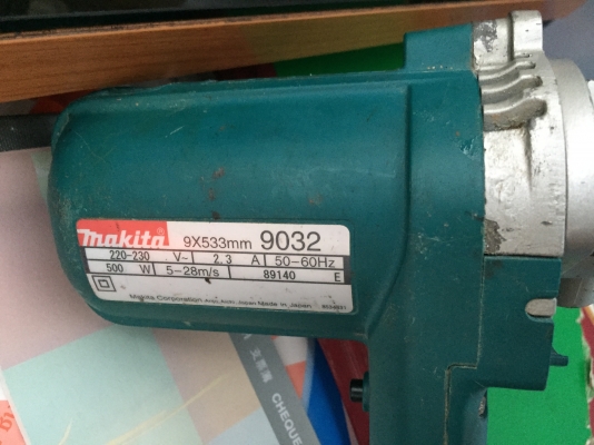 ขายเครื่องขัดกระดาษทราย makita มือสอง สวยๆครับ