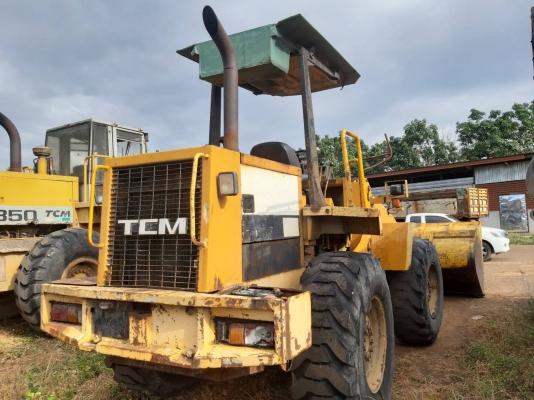 ขายรถตักล้อยาง TCM 830