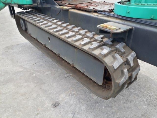 เครนขาแมลงมุม UNIC URW375CD-RSA ยกได้ 2.93 ตัน มือสองญี่ปุ่น