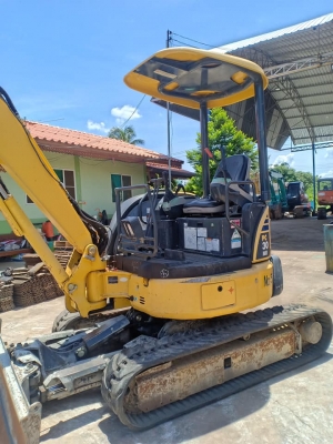 ขายจ้า..KOMATSU PC30MR-3 เก่านอกแท้  เดิมๆๆ   สภาพสวย  ใช้งานมาน้อย  ผานสไลด์ ได้  โทร 089-3818694จ๊อย
