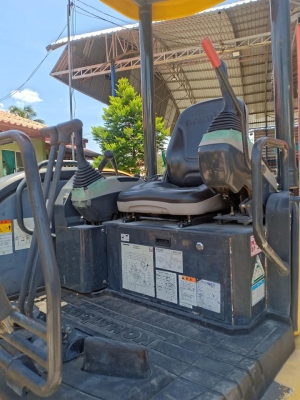 ขายจ้า..KOMATSU PC30MR-3 เก่านอกแท้  เดิมๆๆ   สภาพสวย  ใช้งานมาน้อย  ผานสไลด์ ได้  โทร 089-3818694จ๊อย