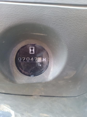 ขายจ้า..HITACHI EX120-5 เก่านอกแท้  เดิมๆๆ  มีลายแย๊ก ใช้งานมา 6,xxx ชั่วโมง  สภาพสวย พร้อมใช้ โทร 089-3818694 จ๊อย