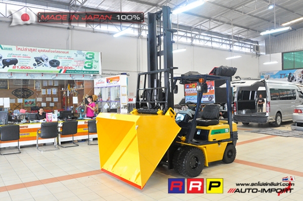 ขายรถโฟล์คลิฟท์มือสอง KOMATSU รุ่น FD15-15-312080 นำเข้าจากประเทศญี่ปุ่น 100\% ไม่เคยใช้งานในไทย