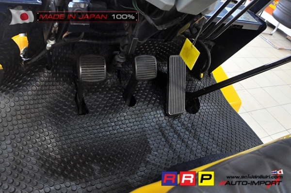 ขายรถโฟล์คลิฟท์มือสอง KOMATSU รุ่น FD15-15-312080 นำเข้าจากประเทศญี่ปุ่น 100\% ไม่เคยใช้งานในไทย