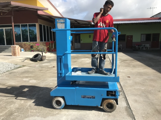 ขายรถกระเช้าไฟฟ้าสูง4เมตรรถนอกนำเข้า สภาพพร้อมใช้งาน0818302909จิรโรจน์ Line: Jiraroj2909