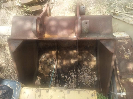 Caterpillar 325/ บูมยาวรถแม็กโคร แค็ตเทอร์ฟิลล่า/ บูม+อาร์ม + กระบอกอาร์ม+บุ้งกี๋