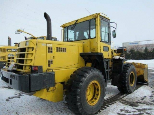 ขาย รถตักล้อยาง KOMATSU WA 300-3 นำเข้าจากญี่ปุ่นโดยตรง โทร.090-986-2521 อ๊อบ ขาย รถตักล้อยาง KOMATSU WA 300-3 นำเข้าจากญี่ปุ่นโดยตรง โทร.090-986-2521 อ๊อบ