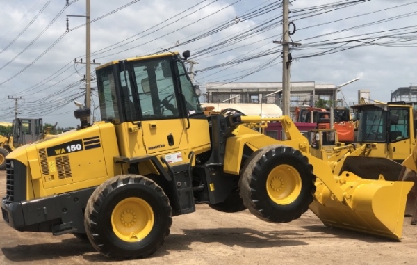 ขายรถตักล้อยาง KOMATSU WA150-5 แขนยาวพิเศษ นำเข้าเองจากญี่ปุ่น สภาพสวยพร้อมใช้ มีVDOการทำงานครับ