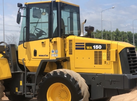 ขายรถตักล้อยาง KOMATSU WA150-5 แขนยาวพิเศษ นำเข้าเองจากญี่ปุ่น สภาพสวยพร้อมใช้ มีVDOการทำงานครับ