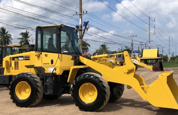 ขายรถตักล้อยาง KOMATSU WA150-5 แขนยาวพิเศษ นำเข้าเองจากญี่ปุ่น สภาพสวยพร้อมใช้ มีVDOการทำงานครับ